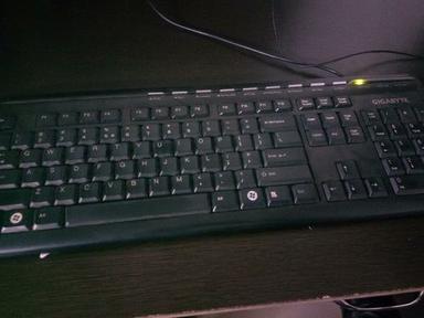 Black Wired Computer Keyboard (Gigabyte)