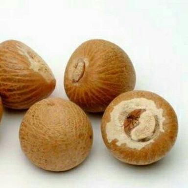 Natural Dry Areca Nut