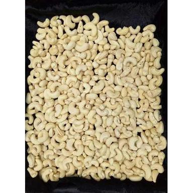 Dried W320 Cashew Nuts