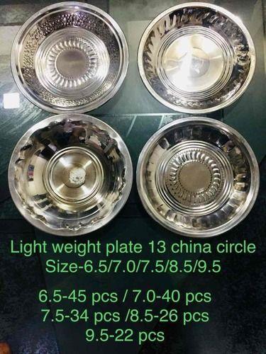 Light Weight Stainless Steel Plates Size: Standard