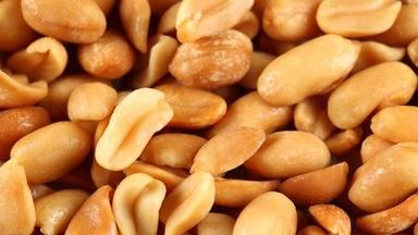 White Fresh Salted Roasted Peanuts