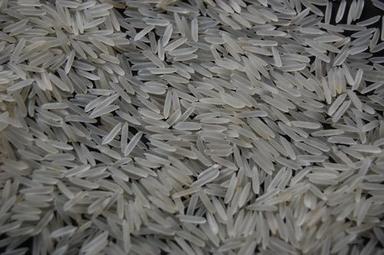 White Medium Size Basmati Rice