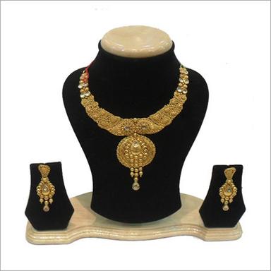 Traditional Gold Necklace Sets