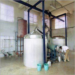 Distillation Plant For Patchouli Oil Etc. Bust Size: 38" Inch (In)