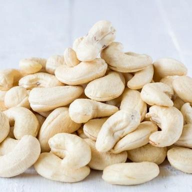 White Promotes Healthy Heart Dried Cashew