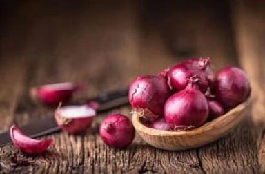 Fresh Red Onion For Cooking Preserving Compound: Cool And Dry Place