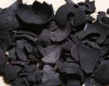 Black Dried Coconut Shell Charcoal