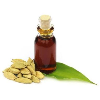 Pure Natural Cardamom Oil