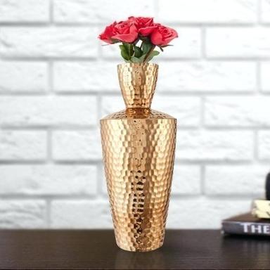 High Strength Iron Hammered Vase Height: 1 Foot (Ft)