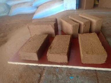 Brown Cocopeat Bricks