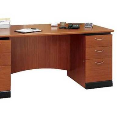 Durable Fine Finished Wooden Office Desk