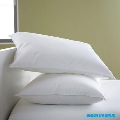 White Comfortable 17X27 Inches Pillow Set