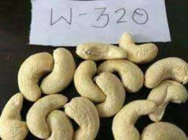 Cashew Nut W 320 Broken (%): 2