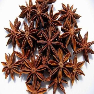 Brown Healthy And Natural Star Anise Seeds