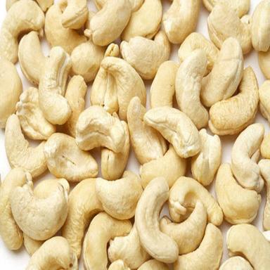 Light Cream Healthy And Natural Cashew Nuts
