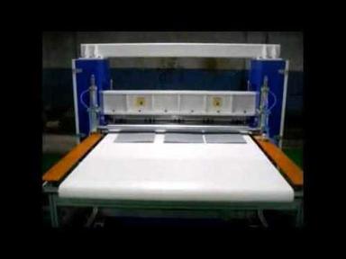 Automatic Precisely Engineered Foam Punching Machine