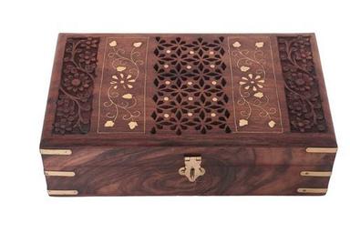 Rectangular Shape Sheesham Wooden Jewelry Box Design: Carved