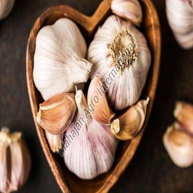 Healthy and Natural Fresh Garlic