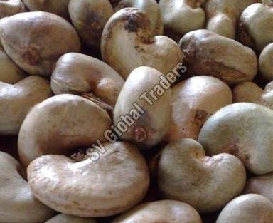 Light Cream Organic Raw Cashew Nuts