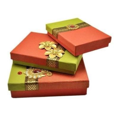 Customized Designer Saree Corrugated Kraft Packaging Box