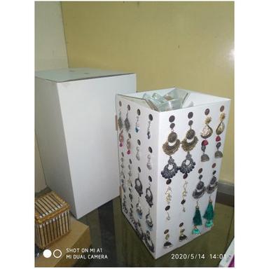 White Jewellery Packaging Paper Stand Cum Box