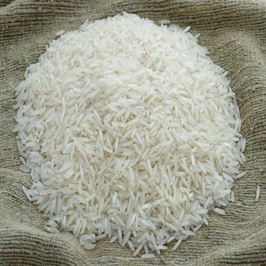 जैविक स्वस्थ और प्राकृतिक कच्चा सफेद बासमती चावल