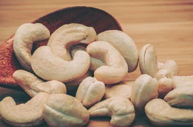 Raw Healthy And Natural Cashew Nuts