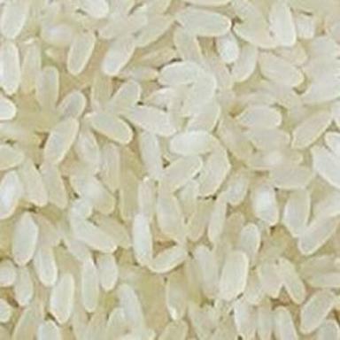 सफेद स्वस्थ और प्राकृतिक हल्का उबला हुआ गैर बासमती टूटा हुआ चावल