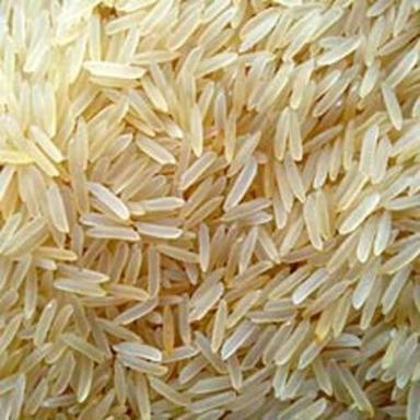 सुनहरा स्वस्थ और प्राकृतिक पूसा हल्का उबला हुआ बासमती चावल
