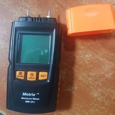 Portable Digital Moisture Meter