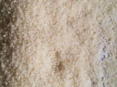 सफेद स्वस्थ और प्राकृतिक गैर बासमती टूटा हुआ चावल