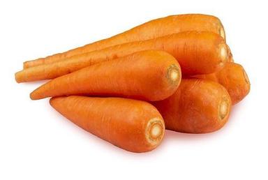 Vitamin C 9% Calcium 3% Iron 1% Natural and Healthy Organic Orange Fresh Carrot
