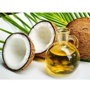 दक्षिण भारतीय जैविक रूप से उत्पादित शुद्ध प्राकृतिक कोपरा आधारित नारियल तेल ग्रेड: ए ग्रेड