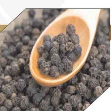 Crude Fiber 18% Max Volatile Oil 2% Min. Moisture 12% Max Total Ash 7% Max. Healthy Dried Black Pepper Seed Grade: Food Grade