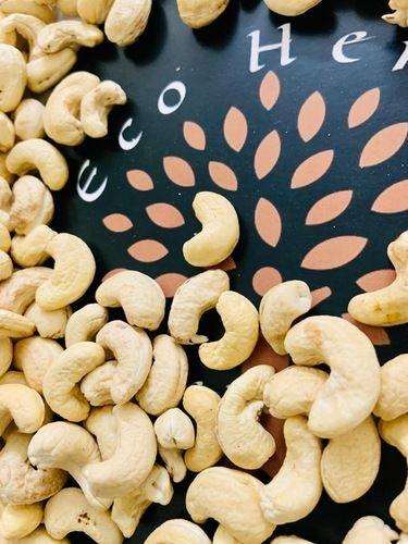 Export Quality Cashew Nuts W320 1 Kg Broken (%): 5