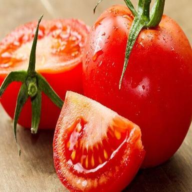 Energy 17.69 Calories Pesticide Free Healthy Organic Red Fresh Tomato Moisture (%): 49%