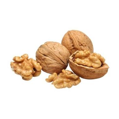 Rich Amount Of Polyunsaturated Fat With Phytochemicals Super Quality And Organic Natural Whole Walnuts Broken (%): 1%