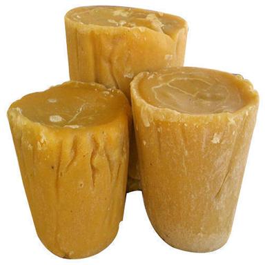 Natural Brown Jaggery Blocks Ingredients: Sugarcane