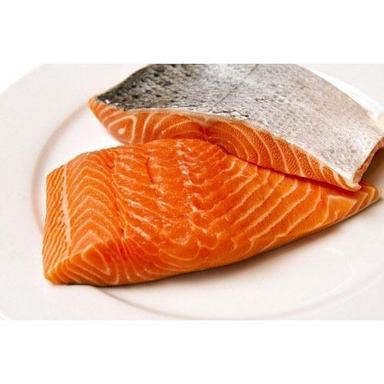  कैनेडियन सैल्मन फिश फिलेट, फ्रोजन फॉर्म, स्वाद के अनुकूल, 100% फ्रेश स्टॉक, हाइजीनिक रूप से पैक की गई शेल्फ लाइफ: 6 महीने