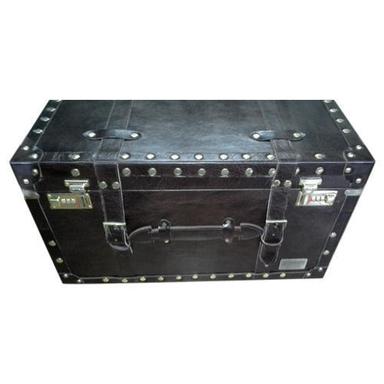 Premium Quality Leather Trunk, Plain Pattern, Rectangular Shape, Soft Texture, Eco Friendly, Good Strength, Non Breakable, Black Color Height: 12 Inch (In)