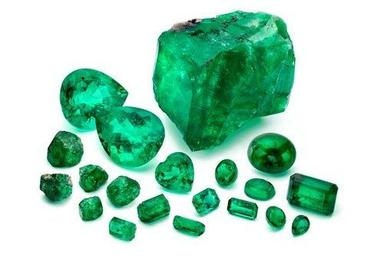 Green Emerald Precious Stones