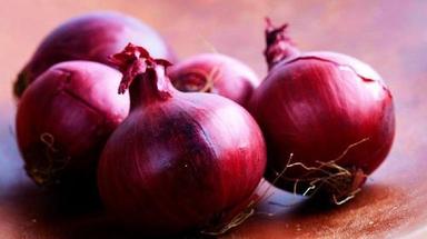 Round & Oval Enhance The Flavour Natural Taste Healthy Organic Fresh Red Onion