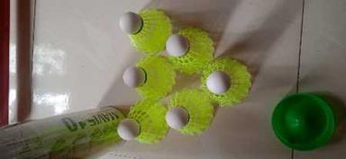 Yellow Badminton Nylon Shuttlecock With White Cork Cap For Beginner And Professional
