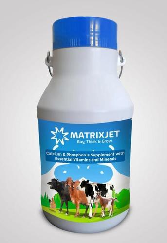 White Matrixjet Calcium And Phosphorus Supplement With Essential Vitamins And Minerals For Animal Feed