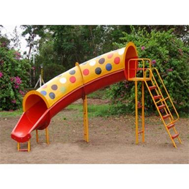 Outdoor Multicolor Kids Play 10 Feet Frp Tube Slide With 1.5 Feet Slide Length