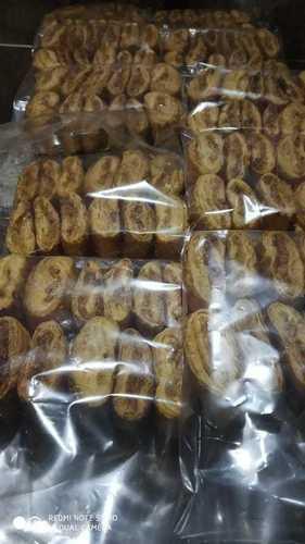 Tasty And Crispy Baked Paneer Veg Patties For Daily Snaks With Tea Shelf Life: 1 Days