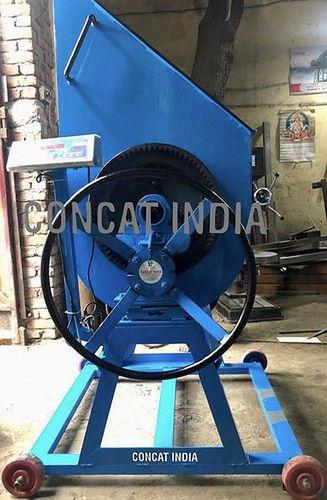 Digital Electronic Concrete Weighing Machine With 300Kg Capacity And 4 No. Of Wheels Capacity: 500 Liter/Day