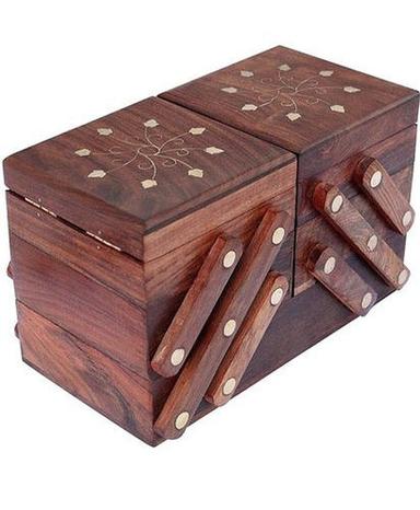 Polished Rectangular Shape Antique Design Sheesham Wooden Jewelry Box For Gifting