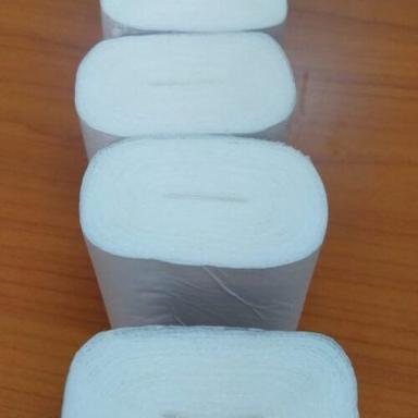 White Easy To Tear Cotton Gauze Roller Bandage For Surgical Dressing