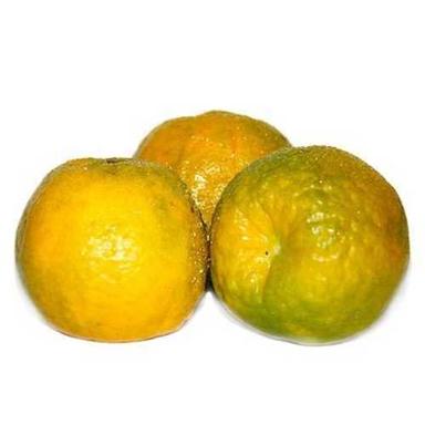Organic Common And Natural Nagpur Yellow And Green Orange Fruit For Snack And Juice Making